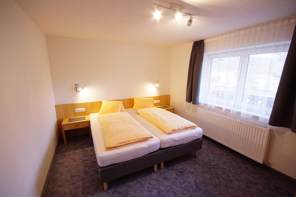 Ferienhaus Mott Lermoos Zimmer foto