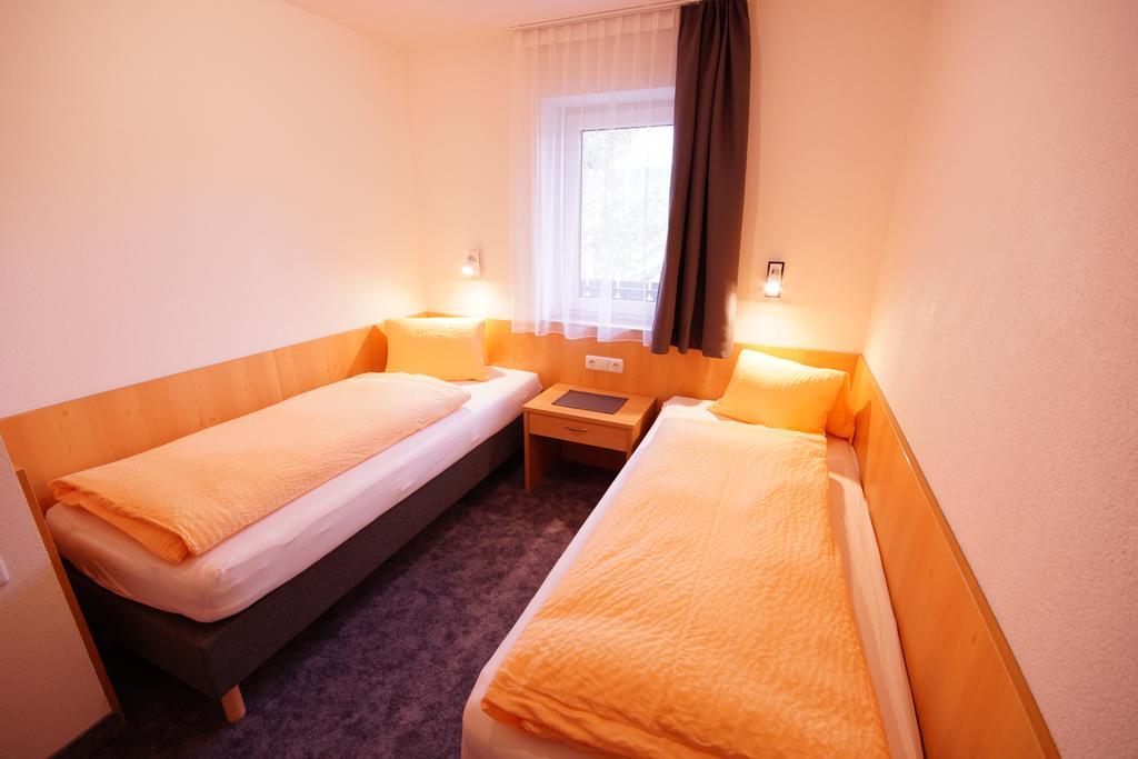 Ferienhaus Mott Lermoos Zimmer foto